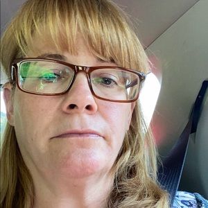 Meet your Posher, Suzanne